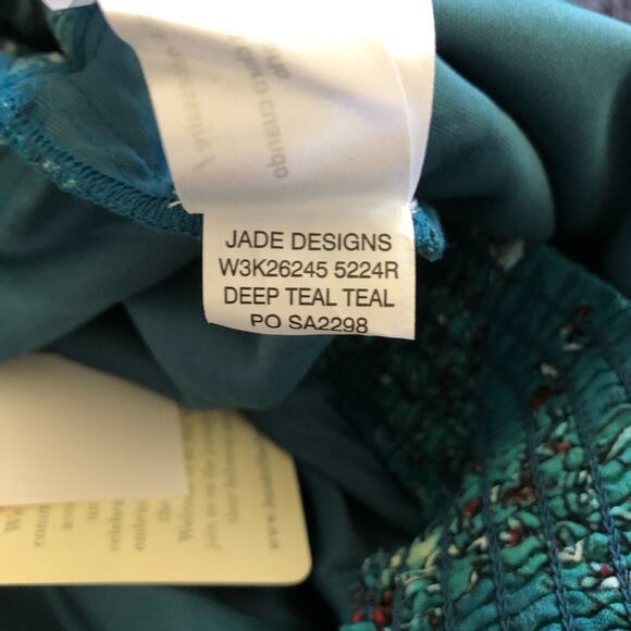 Band Of The Free NWT Sybille Flirty V Neck Wrap Front Teal Floral Crop Top Small - Picture 12 of 16